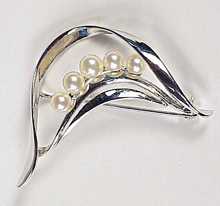 Vintage Mikimoto Pearl &amp; Sterling Silver Pin
