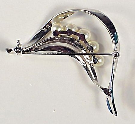 Vintage Mikimoto Pearl &amp; Sterling Silver Pin