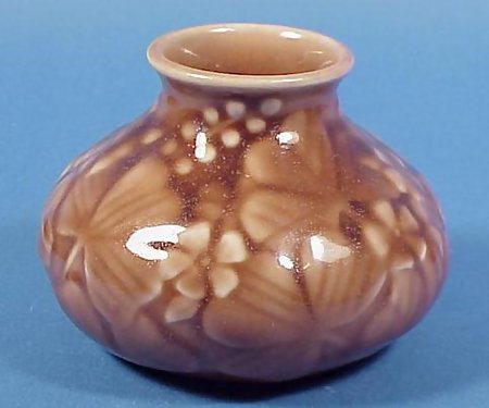 1945 Rookwood Pottery Vase "Clover" Design