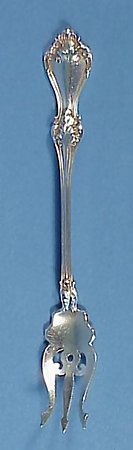 Victorian Sterling CORINTHIAN Pickle Fork