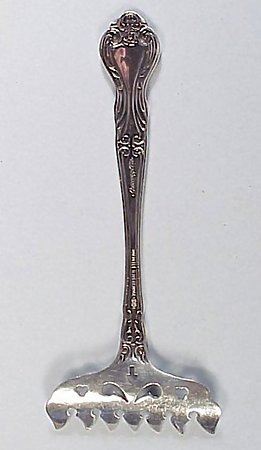 Manchester Sterling Silver AMARYLLIS Sardine Fork