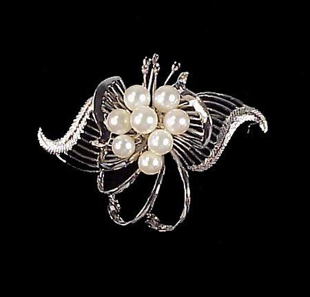 Vintage Mikimoto-Quality Pearl &amp; Sterling Silver Brooch