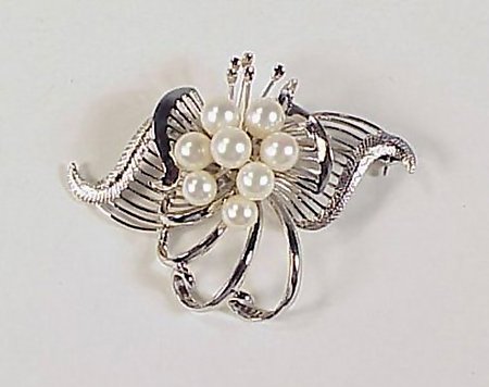 Vintage Mikimoto-Quality Pearl &amp; Sterling Silver Brooch