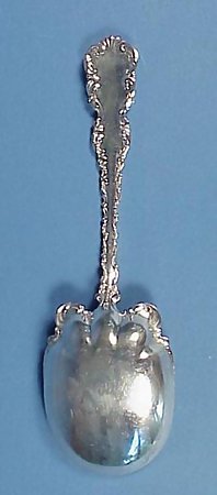 Whiting LOUIS XV Sterling Silver Berry Spoon