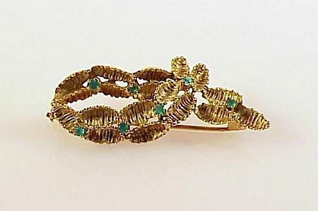 Vintage French 18K Gold & Chrysoprase Brooch