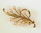 Signed Mikimoto 14K Yellow Gold & Pearl Brooch