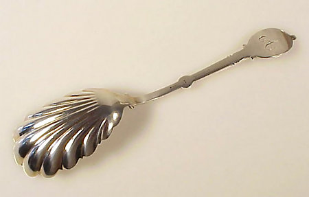 Wendt MEDALLION Sterling Silver Berry Spoon