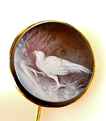 Victorian 14K Gold Hardstone Cameo Pheasant Stickpin