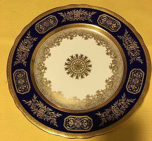 Beautiful royal blue Aynsley England cabinet plate