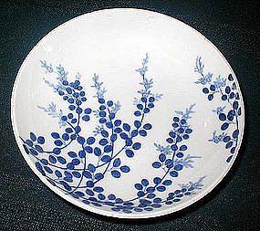 Beautiful Japanese Nabeshima plate