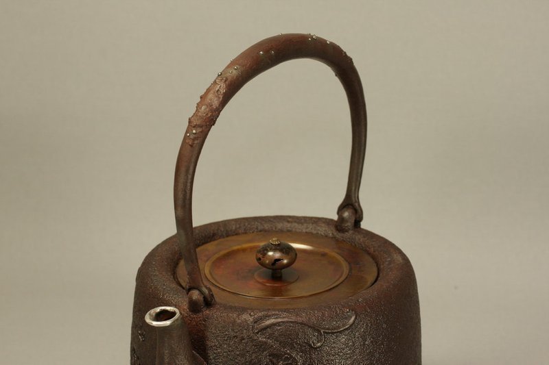 Japanese Tetsubin Cast Iron Teapot Kettle