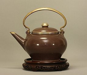 Chinese Yixing GONG GEK marked Pottery Teapot