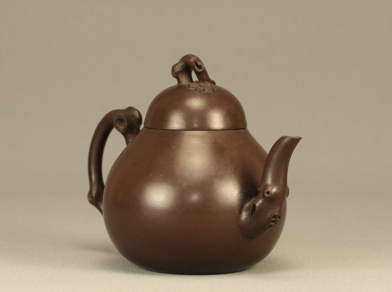 Chinese Scholar Yixing GNARLY TREE BRANCH Teapot