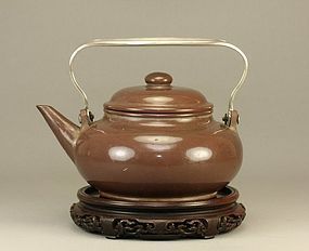 Chinese Yixing GONG GEK Pottery Teapot w Silver Handle