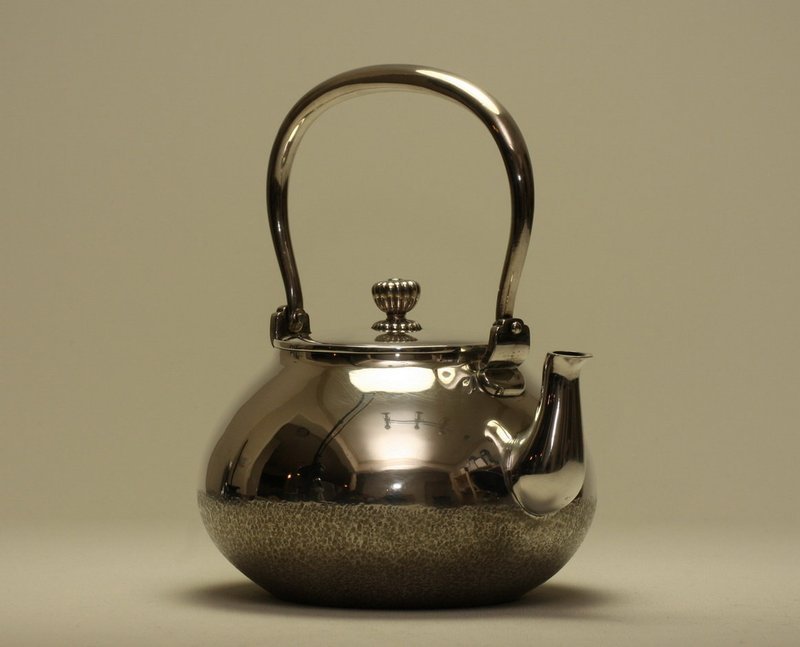 Japanese Silver Teapot w Chrysanthemum Finial c19th
