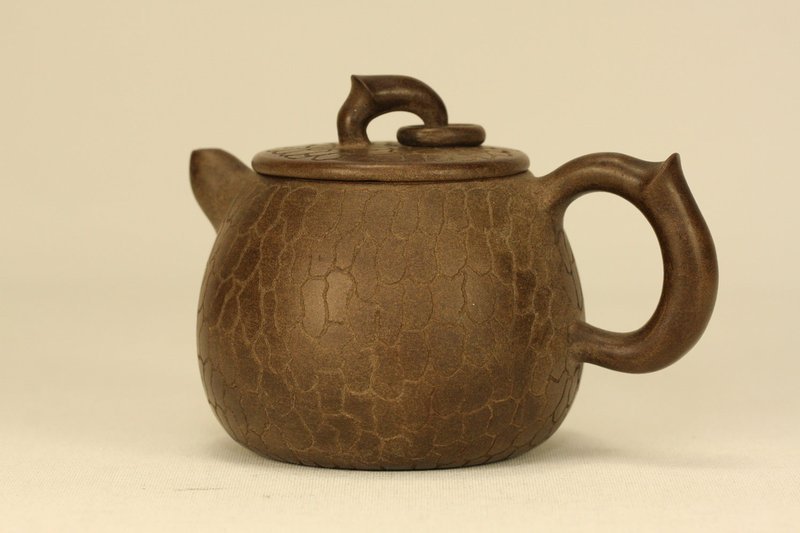 Superb Crackle Chinese Yixing Teapot Marked