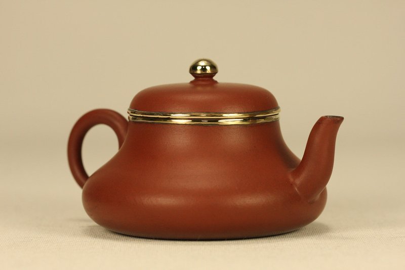 Superb Chinese Yixing Teapot Bell Shaped &amp; Inscribed