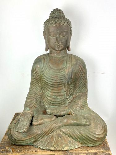 Contemporary Bronze Sitting Buddha