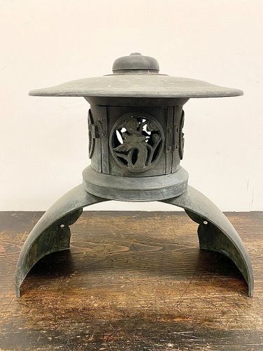Antique Japanese Rare Bronze Arch Lantern