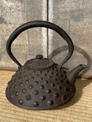 Antique Japanese Signed Nambu Iron Tea Pot