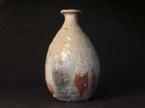 Shigaraki  vase by Sadamitsu Sugimoto the great master hand