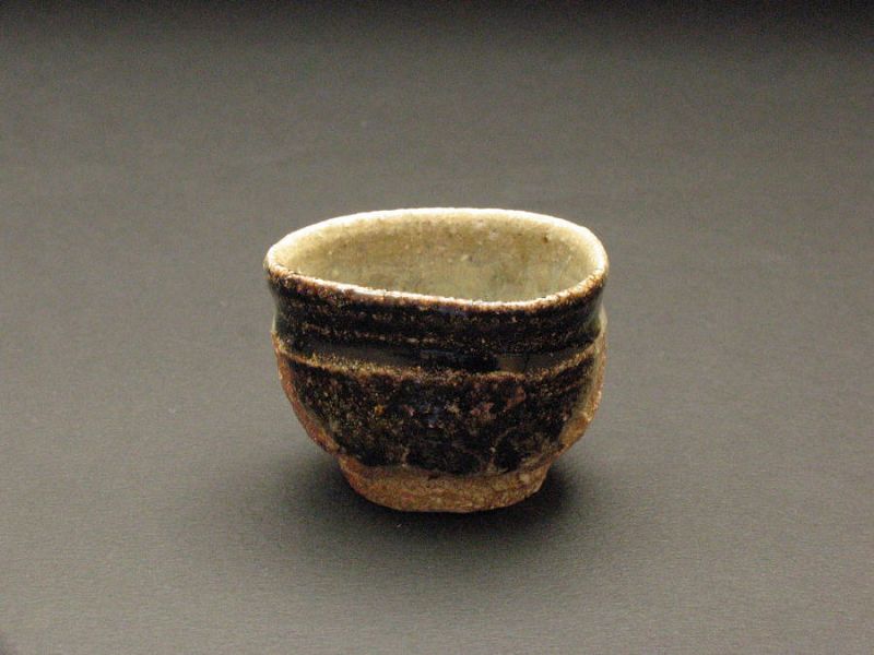 Chosen karatsu sake cup by Dohei Fujinoki the popular artist KARATSU