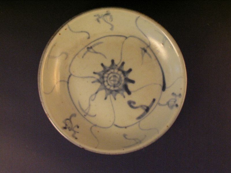 Late Ming Blue&White Conch pattern small plate