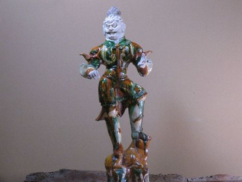 Museum piece 8th century mid Tang dynasty Sancai Warrior statue