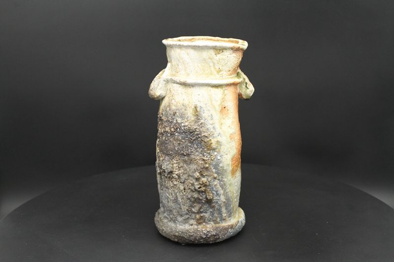 Traditional Iga vase by Great master Sadamitsu Sugimoto, Unreleased