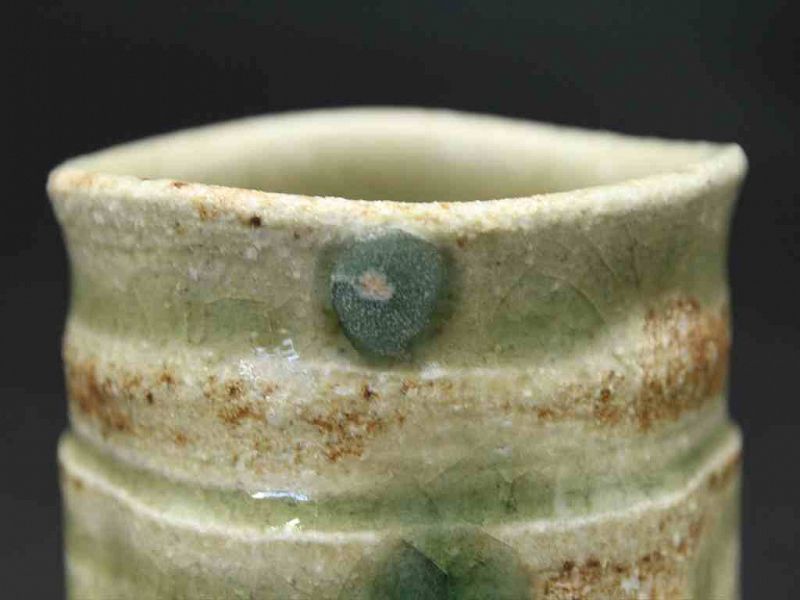 Ash glaze Guinomi sake cup by expert in &quot;Mino&quot; Junri Hamada