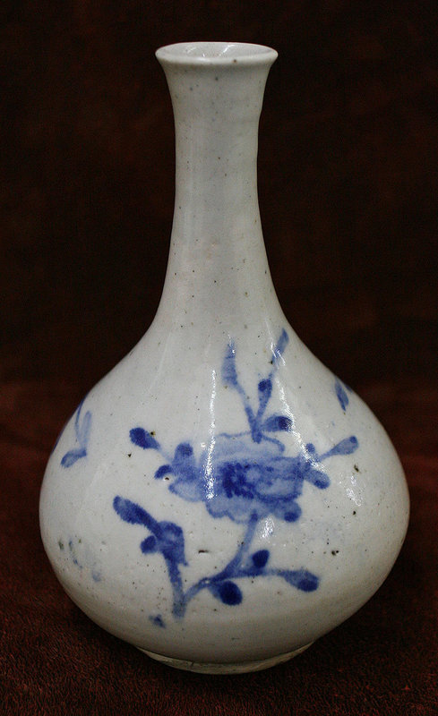 19th Century Blue and White Porcelain Peony Bottle