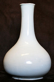 Pure White Porcelain Bottle from the Royal Bunwon Kiln