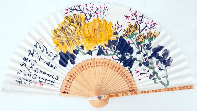 Chrysanthemum Fan Painting by Jeon Yeong Suk aka Yeo Cheong
