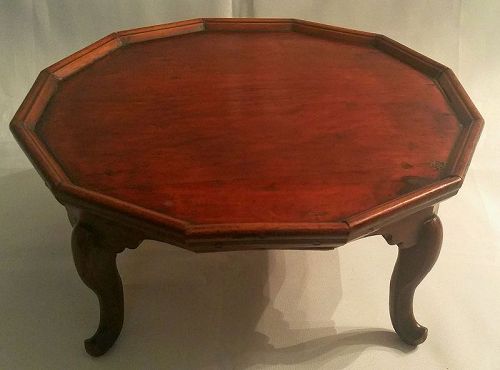 Rare 19th Century Korean Tiger Leg Side-Dish Table of Zelkova Wood