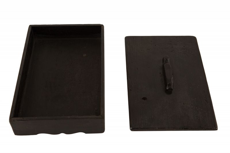 Fine, Rare Inkstone Box with Tortoise-Form Handle and Deep, Dark Grain