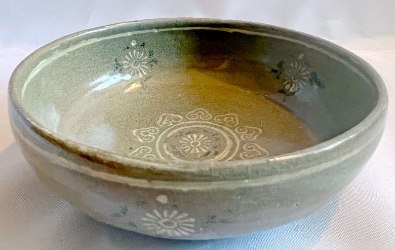 Lovely 13th Century Korean Celadon Chrysanthemum and Bullocho Bowl