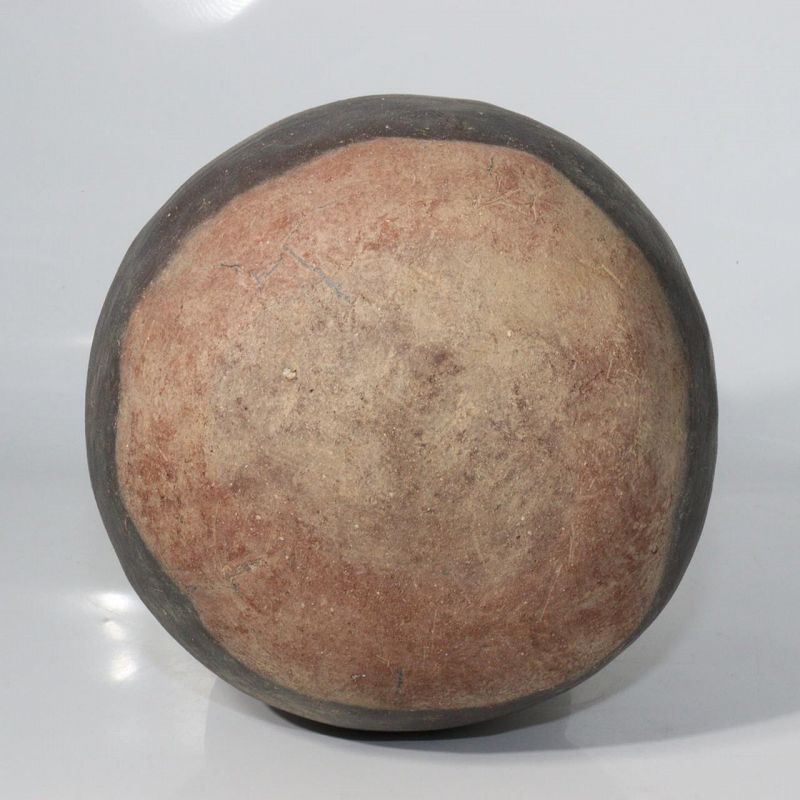 Rare 5th Century Korean Gaya Water Jar of Classic Form and Design