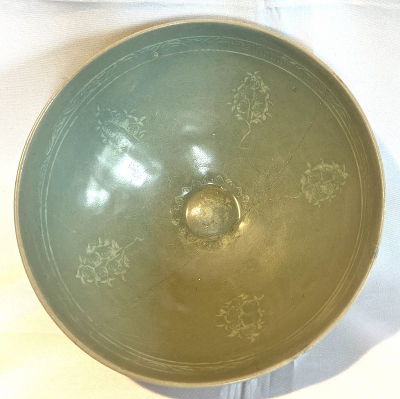 12th Century Korean Celadon Bowl with Rare Lychee Motif