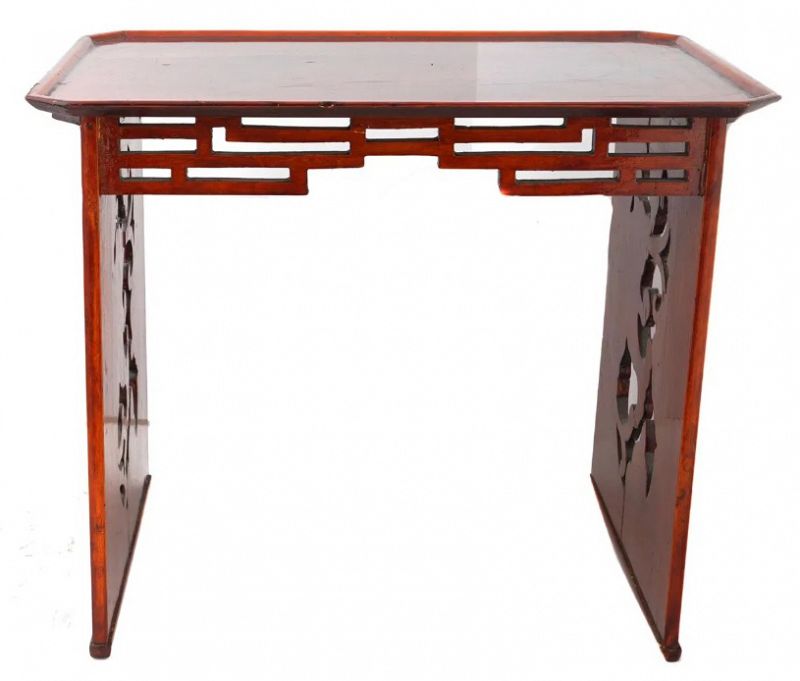 Early 20th Century Lacquered Personal Dining Table from Haeju, Korea