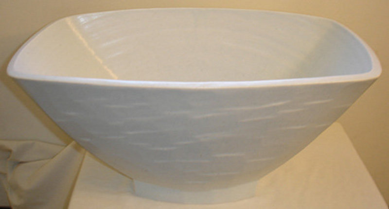 Kim Yik Yung Rare Early Porcelain Vessel from 1992