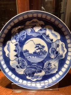 Japanese Edo period plate 9 1/4 inches diameter