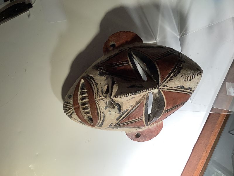 Papua New Guinea Indigenous Tribal Mask (item #1448857)