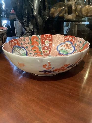 Imari Scallop Shapped Bowl Chinese  10”x3.5” Circa 1880s