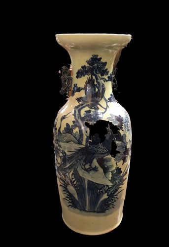 Chinese Qing Dynasty “Blue & White” Massive Vase 23 in