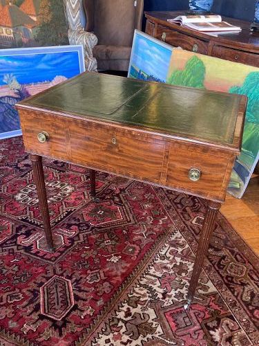 Early Federal Period Gentleman's Dressing Table 30.5" x 20.5" x 32"