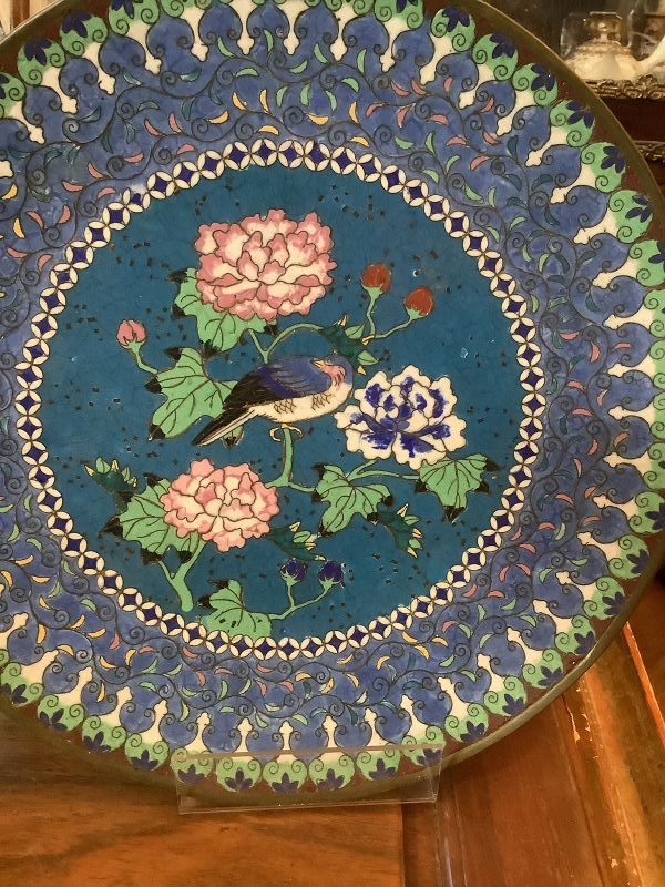 JAPANESE FLORAL CHARGER IN CLOISONNÉ EDO PERIOD 1880s