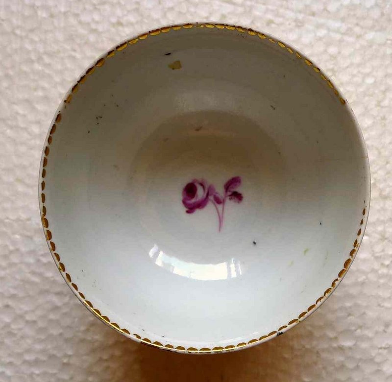 Beautiful Chelsea-Derby Porcelain Teabowl/Saucer  c1770