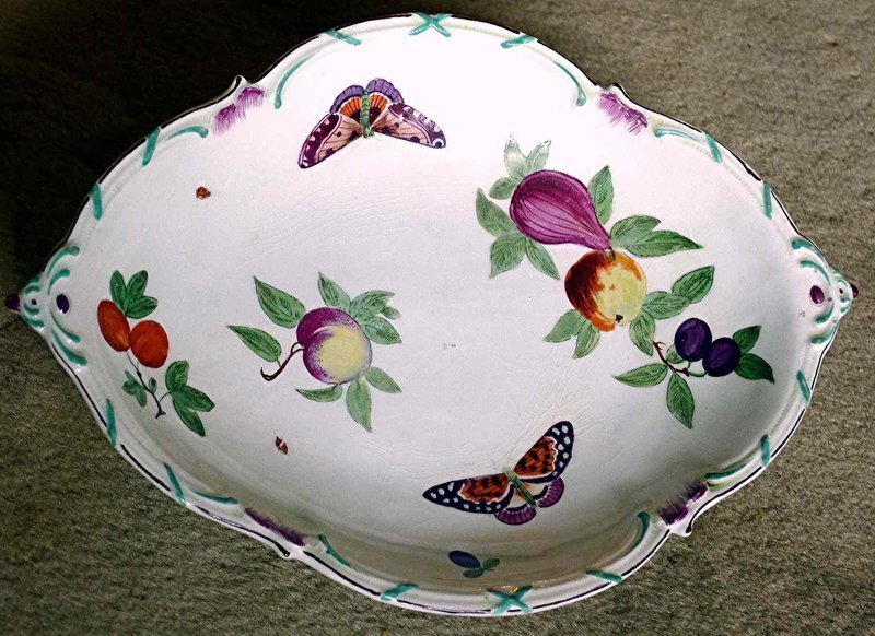 Fine Chelsea Porcelain  Dish c1756