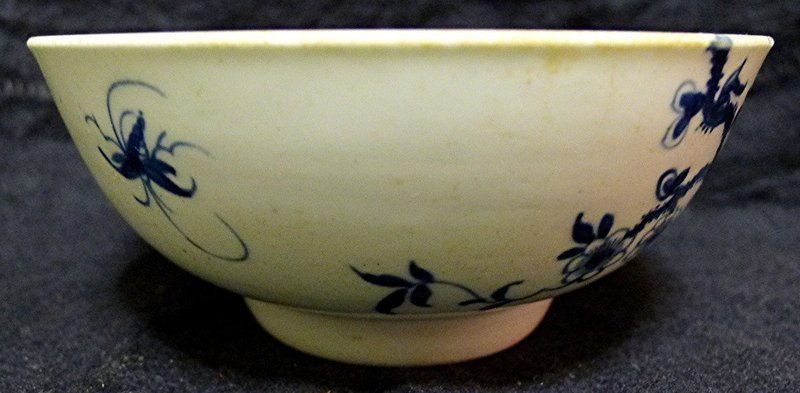 Dr. Wall Worcester Porcelain Prunus Root Bowl  c1758