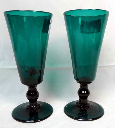 A Pair of Georgian Green Ale Glasses c1800